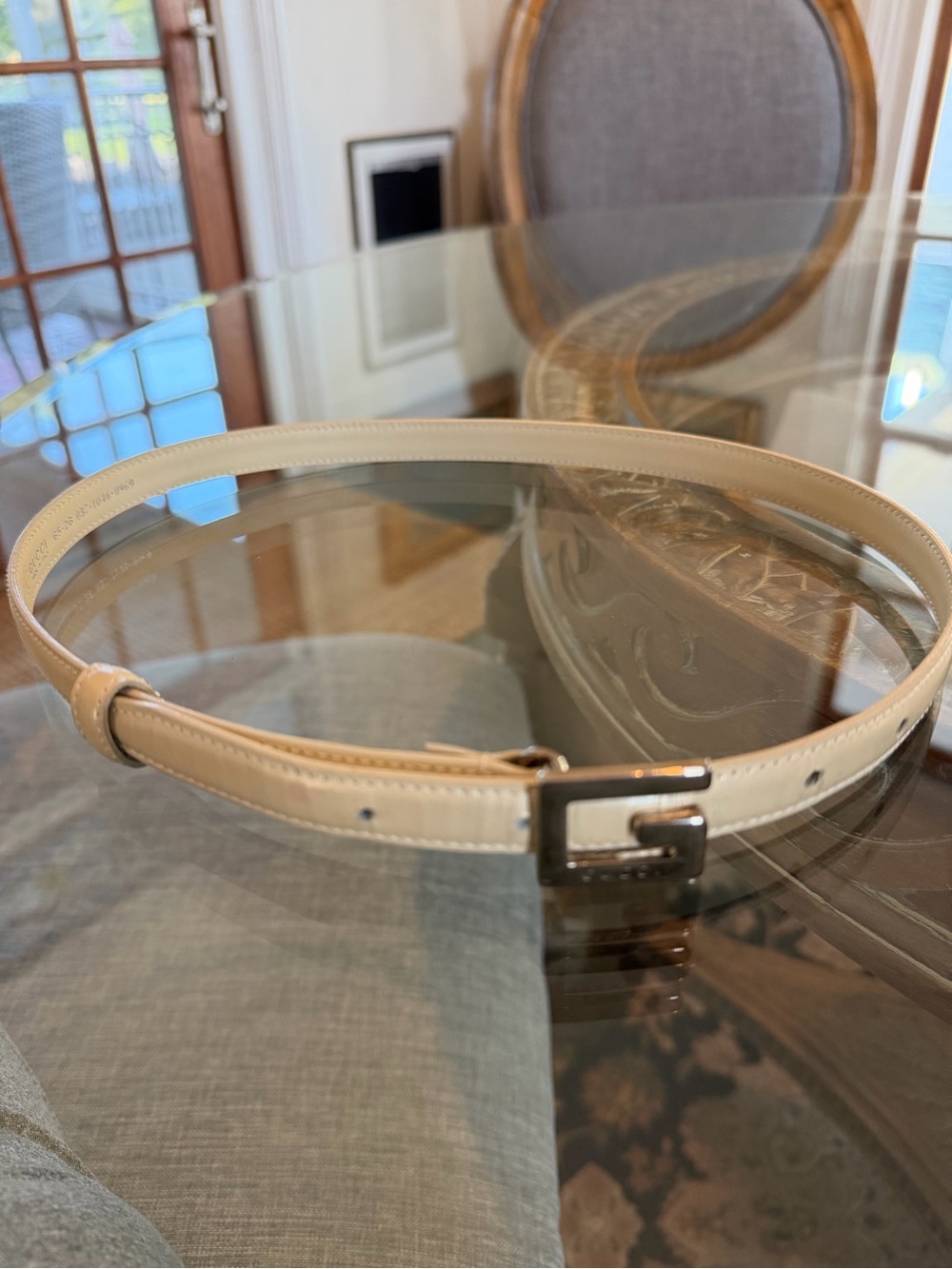 Vintage Gucci Cream Leather Belt GG Logo Buckle Size 65/26 Italy